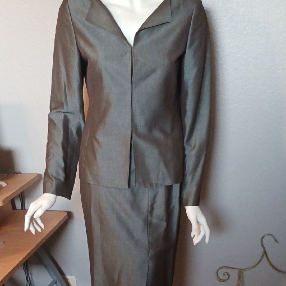 Anne Klein Gray Skirt Suit